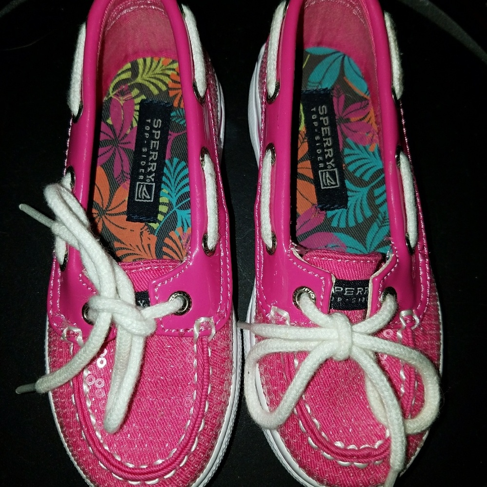 Like new Sperry 8.5 kids sequin hot pink boat shoe